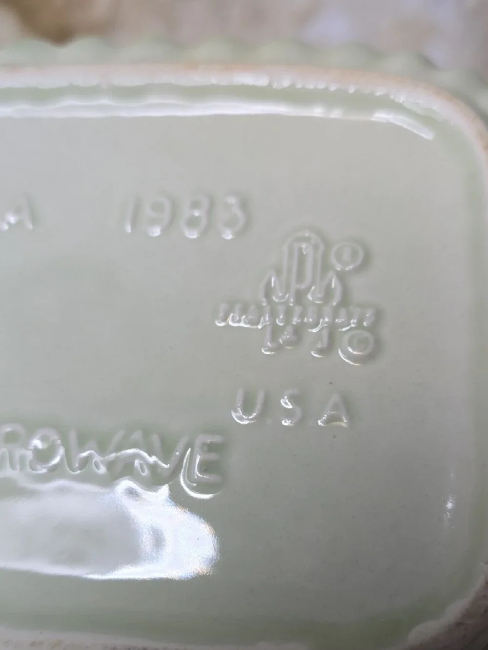 VTG 1983 Pfaltzgraff FTDA Celery Green 32 oz Casserole Baking Dish w/Metal Rack